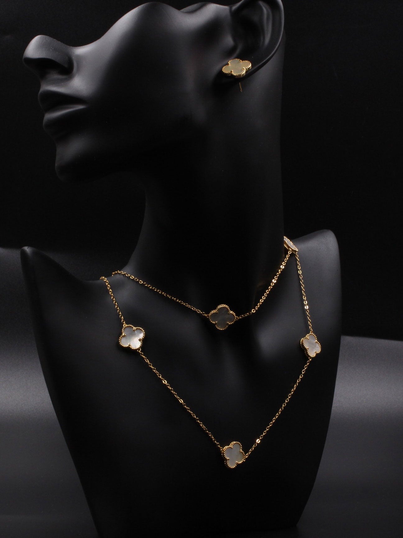 طقم فان كليف طويل - درجة اولى اطقم van cleef رمادي