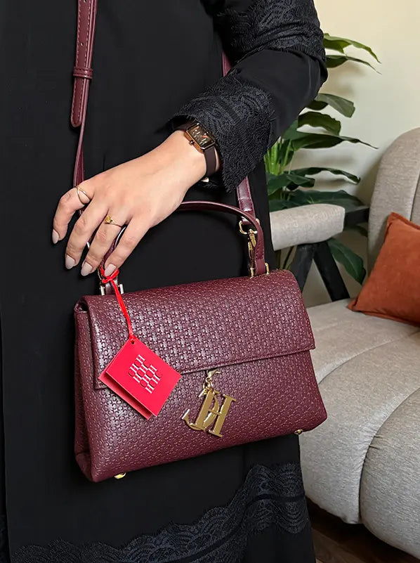 شنطة سي اتش كارولينا هيريرا وسط الماستر شنط وحقائب ch bags