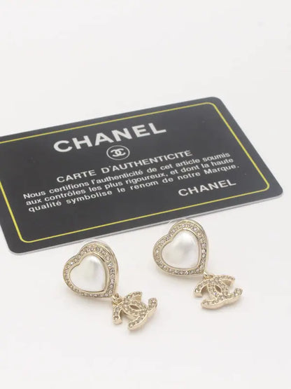 حلق شانيل هارت انتيك الجديد 718 حلق chanel