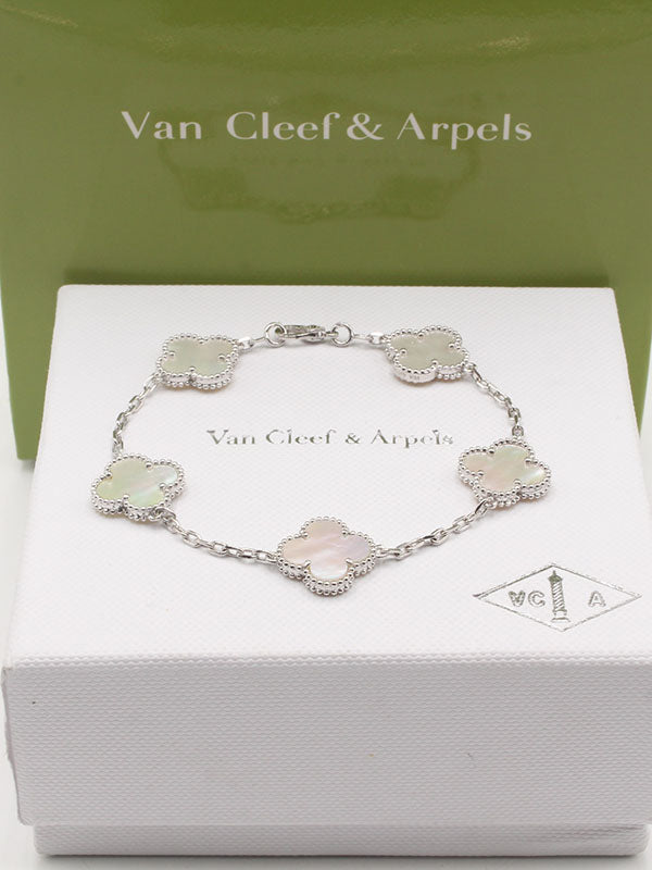 اساور فان كليف الماستر الجديده