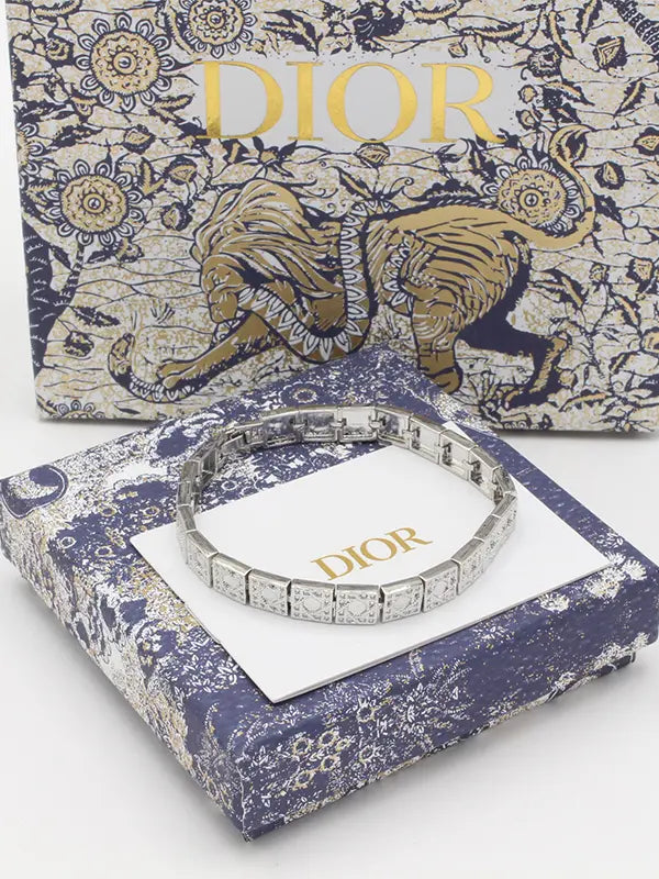 اساور ديور ميتال اوبن فيرجن الجديدة اسواره dior