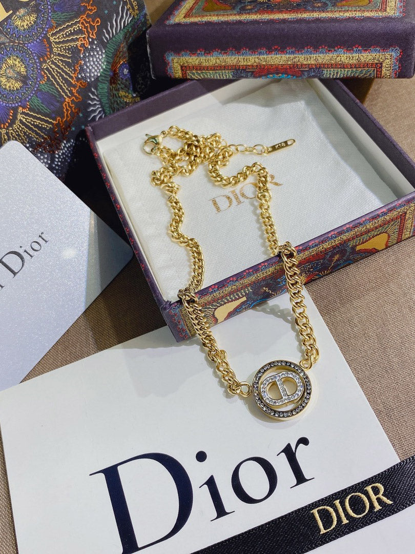 سلسال ديور كرستيان ديور سلسال dior