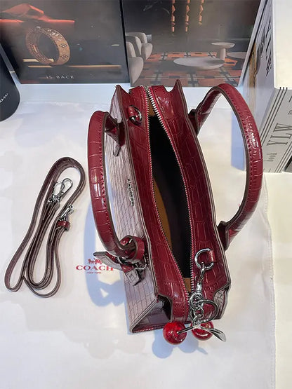 شنطة كوتش ريد فلفت شنط وحقائب coach bags