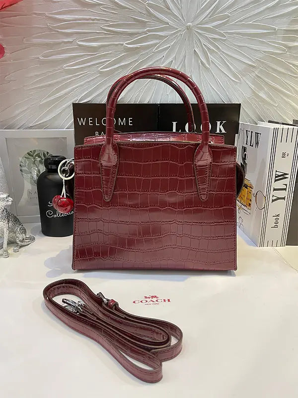 شنطة كوتش ريد فلفت شنط وحقائب coach bags