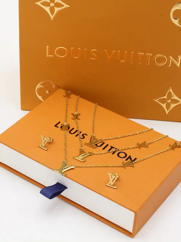 طقم لويس فيتون ادوار 2 قطع اطقم louis vuitton
