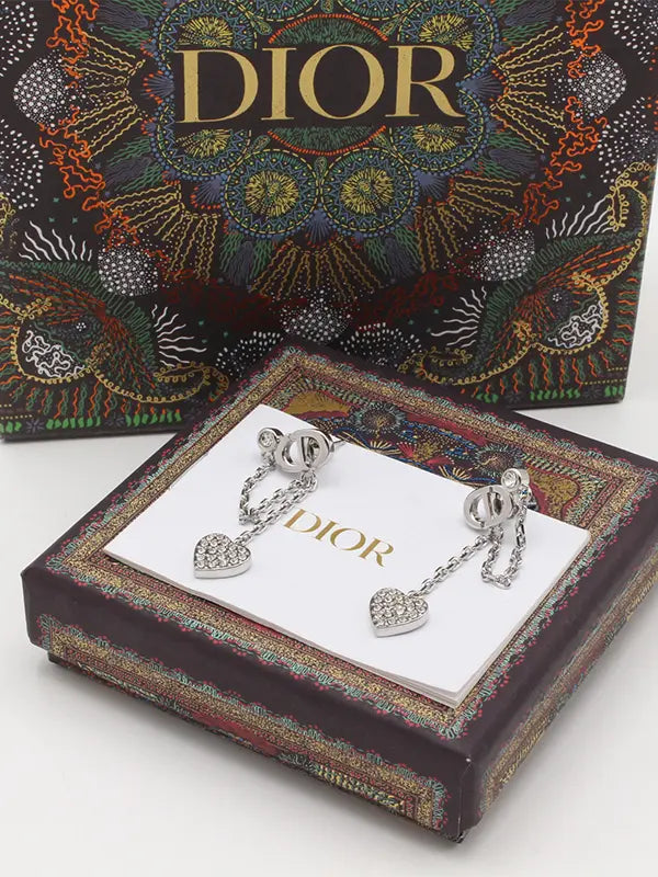 حلق ديور لوقو طويل كريستال حلق dior