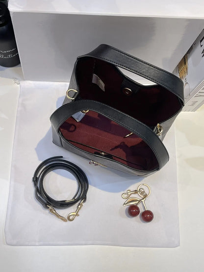 شنطة كوتش بالوان متعدده شنط وحقائب coach bags