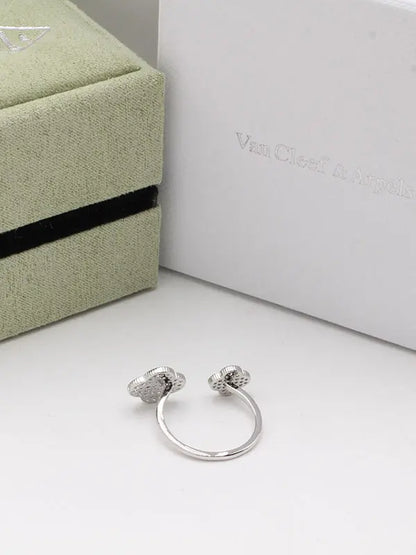 خاتم فان كليف وردتين زركون خواتم van cleef