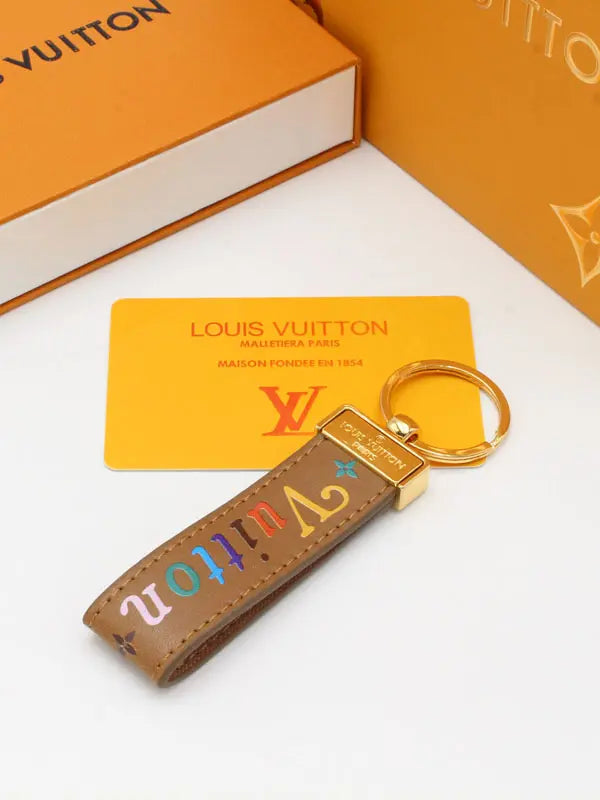 ميدالية لويس فيتون 242 ميدالية louis vuitton بني
