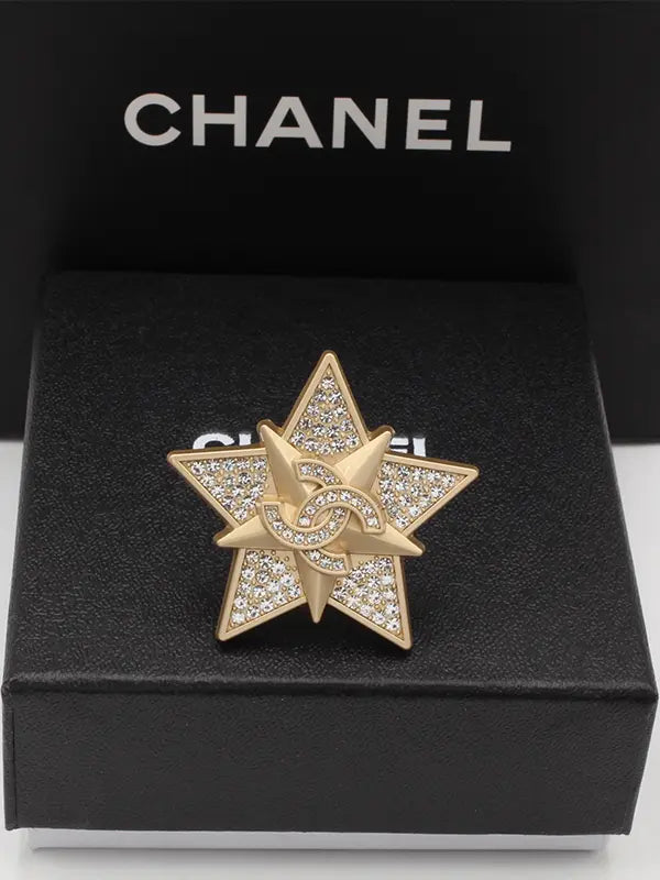بروش شانيل ستار زركون انتيك بروش chanel ذهبي انتيك