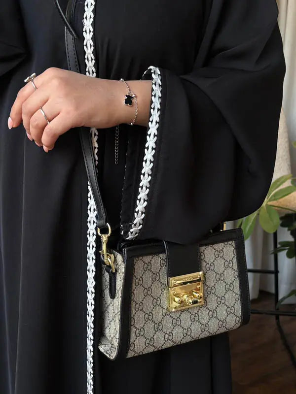 شنطة قوتشي ماستر صغيره 399 شنط وحقائب gucci bags