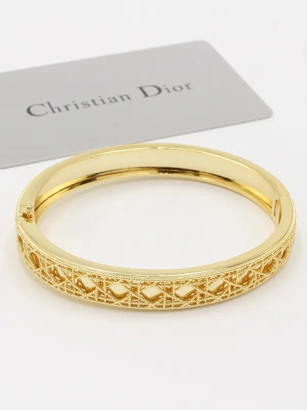 اساور ديور ماستر الهبة اسواره dior