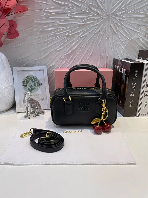 شنطة ميوميو مودرن شنط وحقائب miumiu bags اسود
