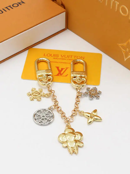 ميدالية لويس فيتون 237 ميدالية louis vuitton ذهبي