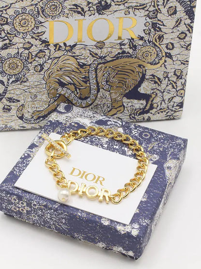 اساور ديور نيو شيب لوقو اسواره dior