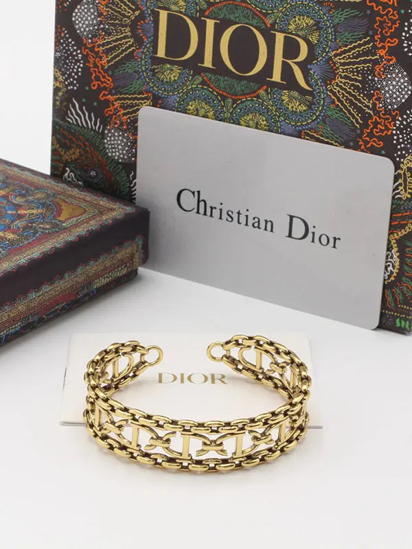 اساور ديور انتيك الجديد 905 اسواره dior