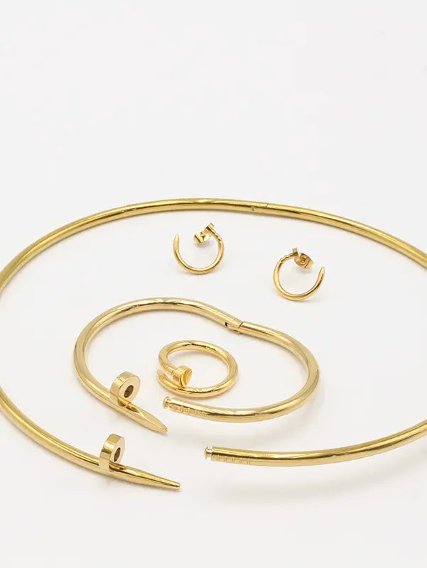 طقم عقد كارتير ميتال 4 قطع الجديد اطقم CARTIER