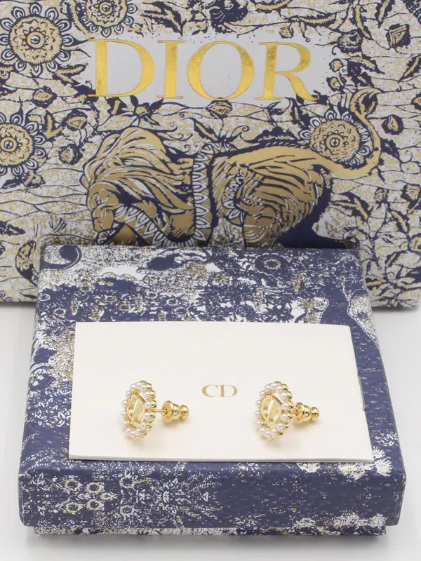 حلق ديور الجديد 680 حلق dior