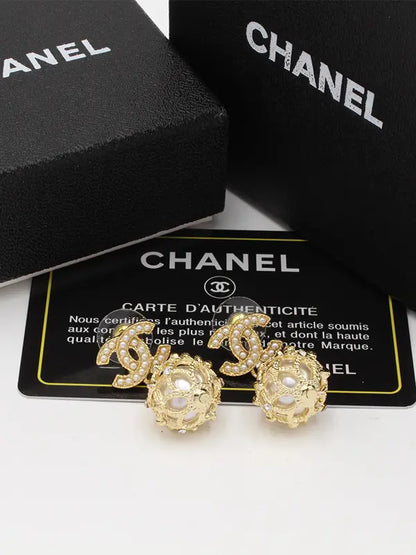 حلق شانيل 556 حلق chanel ذهبي
