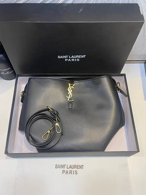 شنطة ايف سان لوران عريضه مقاس كبير شنط وحقائب ysl bag