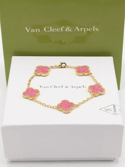 اساور فان كليف الماستر الجديده