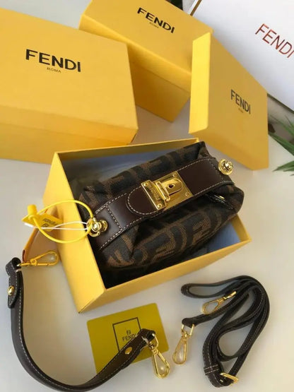 شنطة فندي ماستر الهبه صغيره شنط وحقائب fendi bags