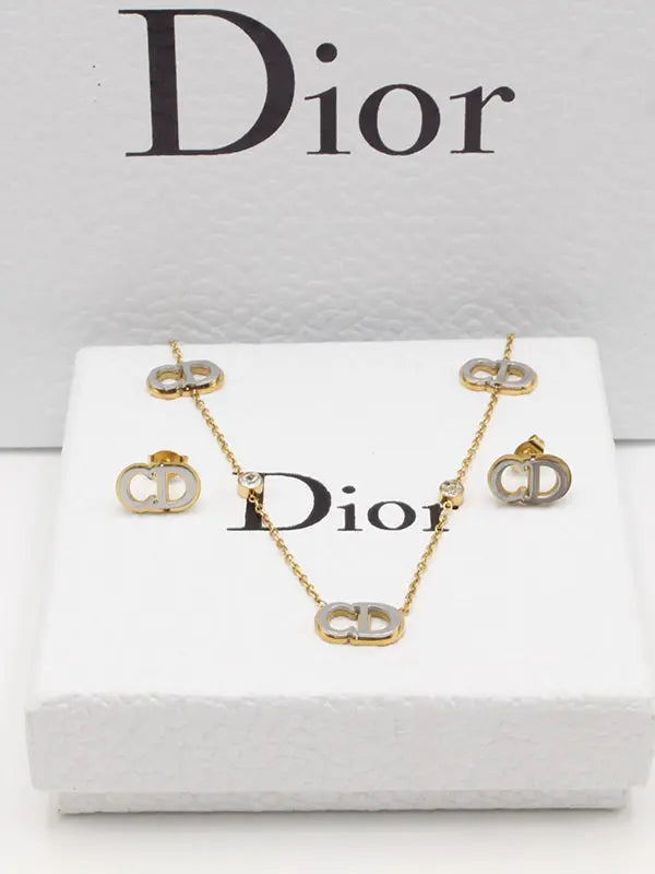 طقم ديور سي دي ناعم 2 قطع اطقم dior