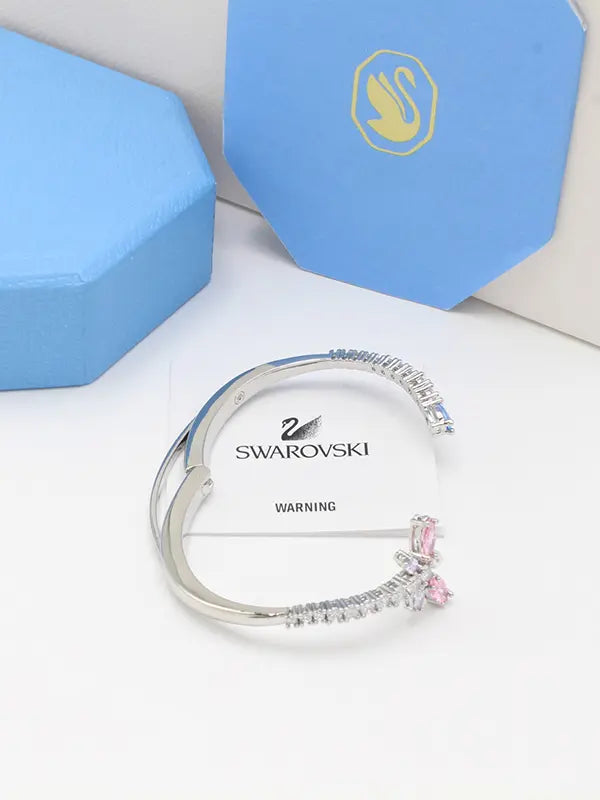 اسواره سواروفسكي اريانا غراندي بانقل ماستر اسواره Swarovski