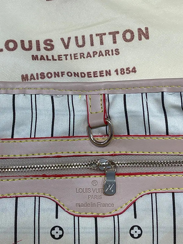 شنطة لويس فيتون كبيره بني داخلي اوفوايت شنط وحقائب fendi bags