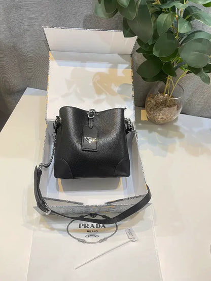 شنطة براد الجلد ماستر شنط وحقائب brada bags
