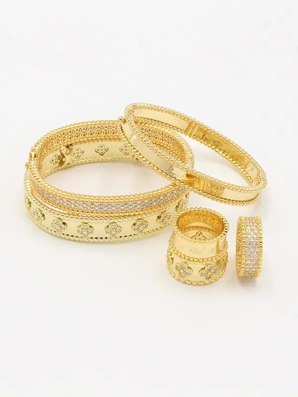 مجموعه اساور وخواتم فان كليف مرصعة زركون ماستر اسواره van cleef