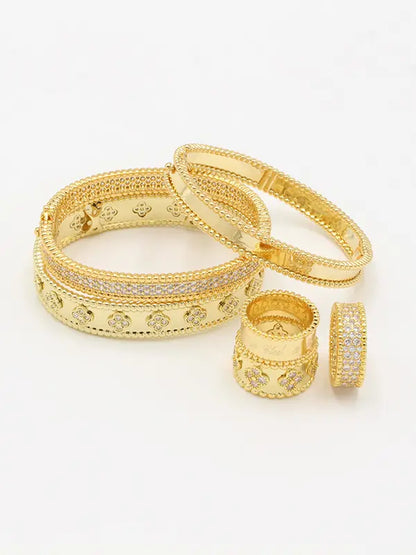 مجموعه اساور وخواتم فان كليف مرصعة زركون ماستر اسواره van cleef