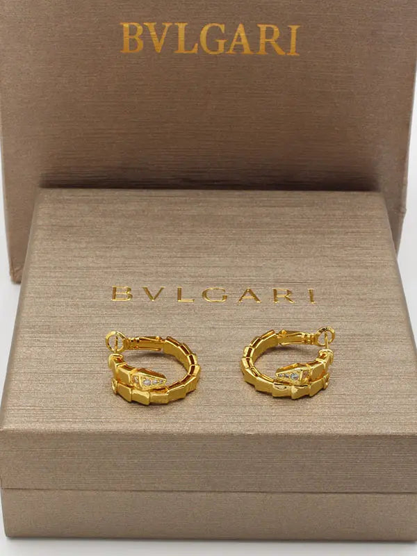 حلق بولغاري الجديد سنيك هاف ستون حلق bvlgari ذهبي