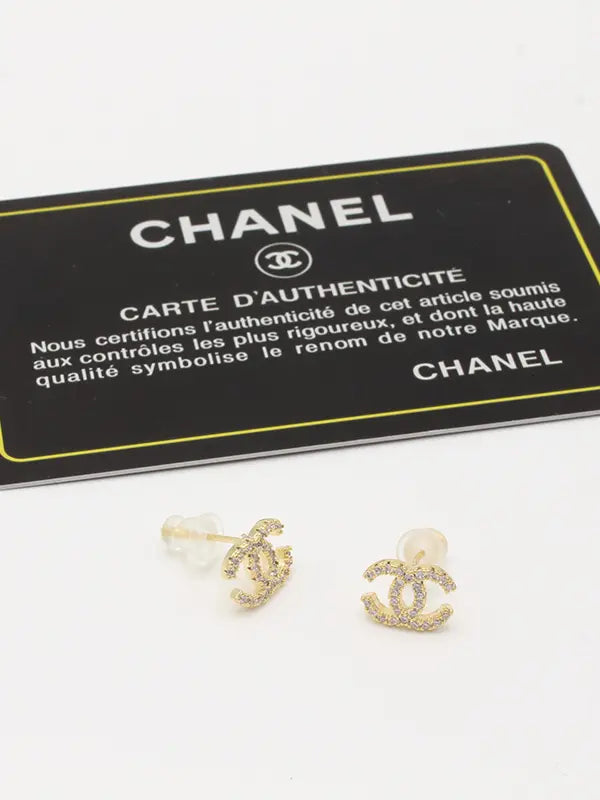 حلق شانيل صغير0.7 حلق chanel