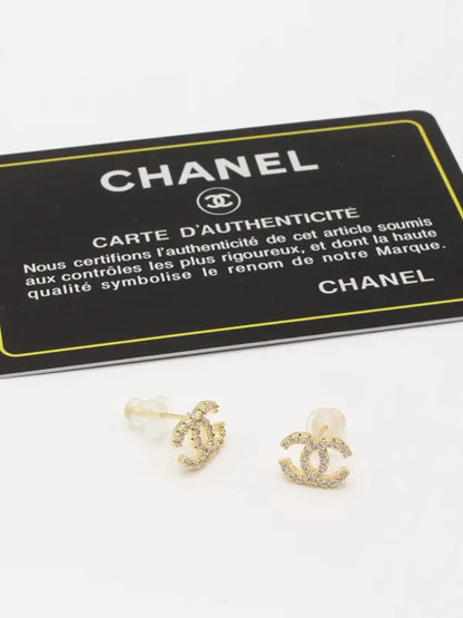 حلق شانيل صغير0.7 حلق chanel