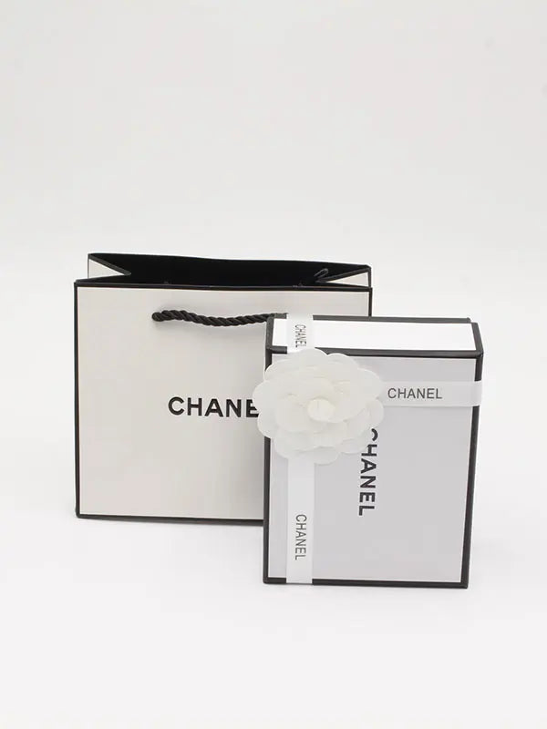 ملحقات اكسسوارت شانيل الجديد هدايا chanel