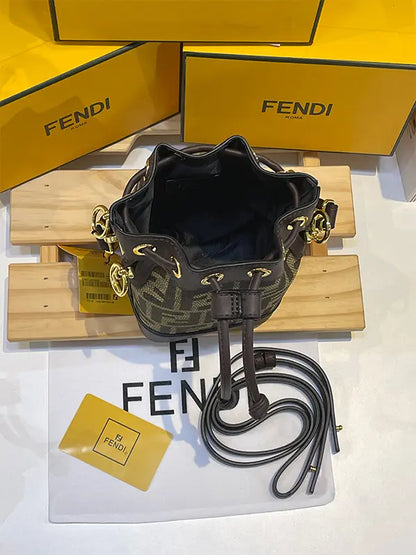 شنطة فندي ماستر صغيرة شنط وحقائب fendi bags