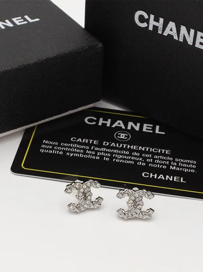 حلق شانيل 573 حلق chanel فضي
