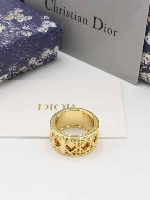 خاتم ديور ماستر الهبة خواتم dior