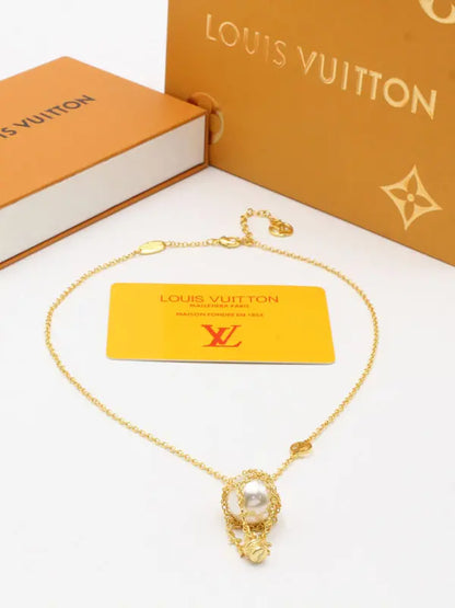 سلسال لويس فيتون لوقو لولو 680 سلسال louis vuitton