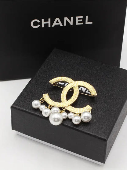 بروش شانيل لولو 217 بروش chanel