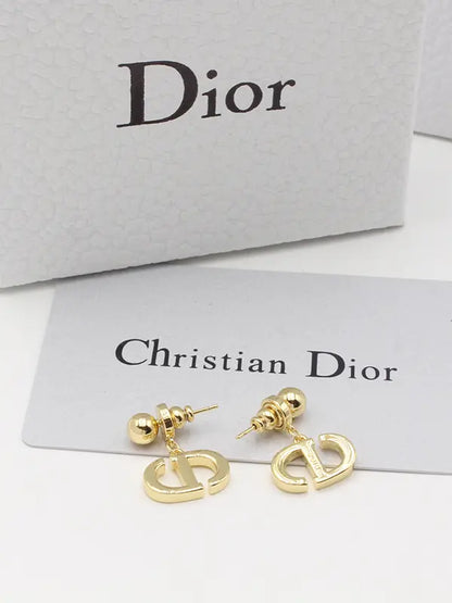 حلق ديور لوقو ميتال حلق dior