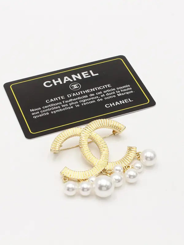 بروش شانيل لولو 217 بروش chanel