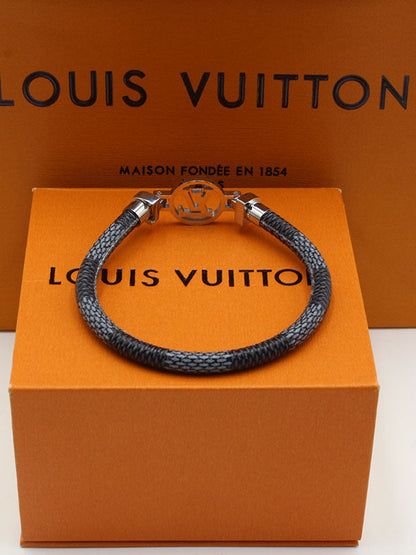 اساور لويس فيتون جلد LV LOGO اسواره louis vuitton