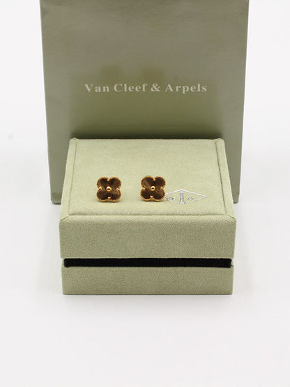 حلق فان كليف وسط لوقو