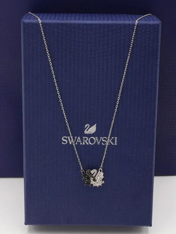 سلسال سواروفسكي الجديد صغير لوقو سلسال Swarovski فضي