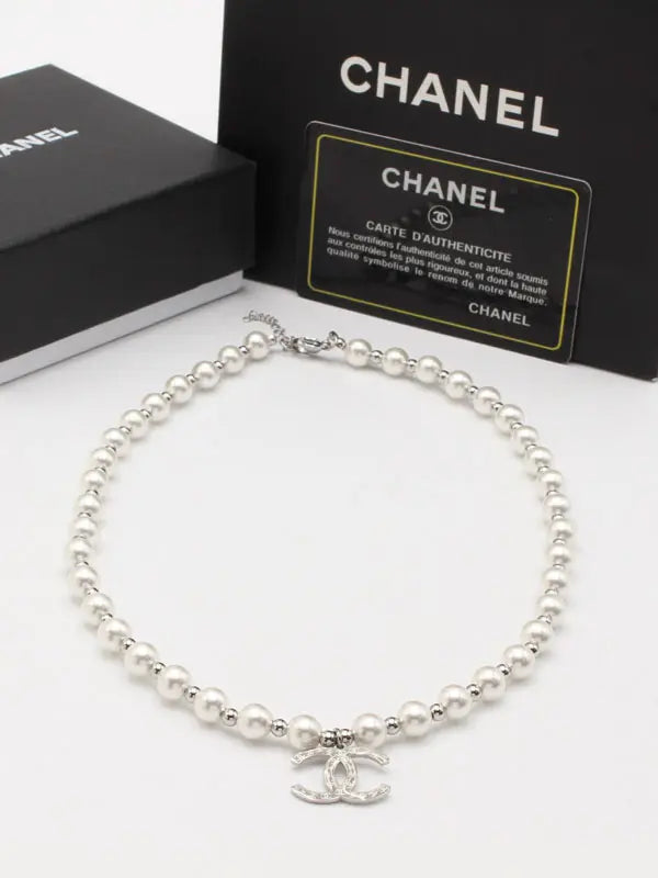 سلسال شانيل عقد لولو فضي سلسال chanel فضي