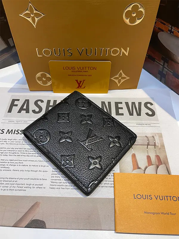 بوك لويس فيتون 318 محافظ louis vuitton bags اسود