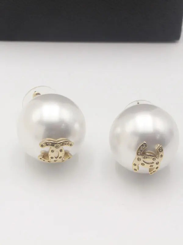 حلق شانيل بولز 669 حلق chanel