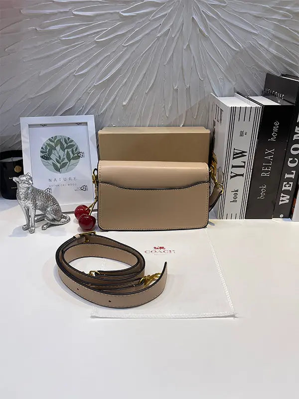 شنطة كوتش كلورز سمول سايز شنط وحقائب coach bags